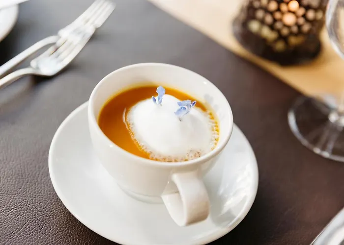 Alpenkraeuter Baeren Hotel Wengen